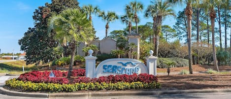 Condo, 1 Queen Bed with Sofa bed (Ariel Dunes I 1705) | Property grounds