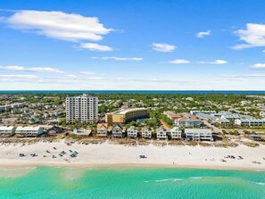公寓式客房, 1 张特大床和 1 张沙发床 (Beach Resort 214) | 海滩