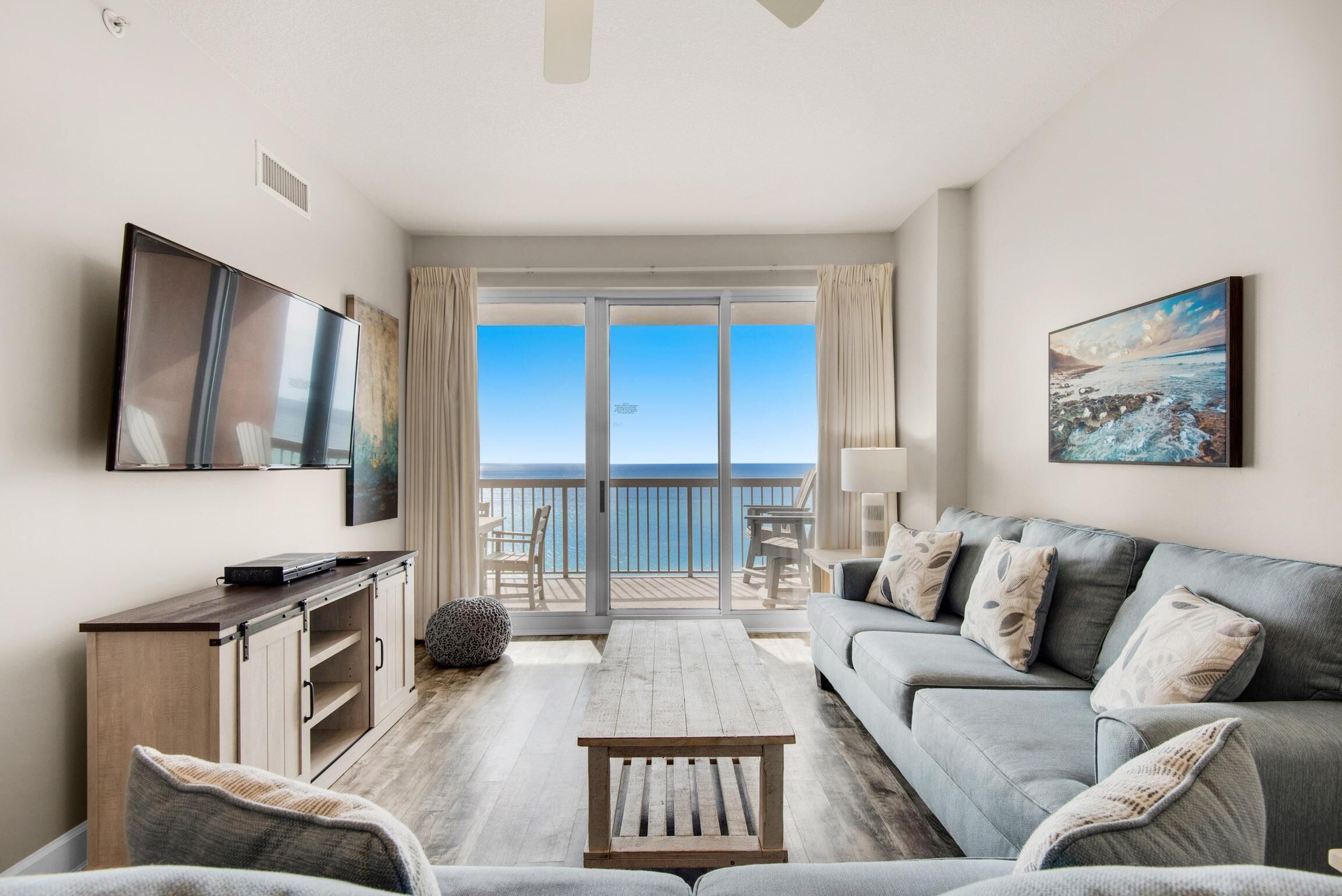 Apartment, Mehrere Betten (Sunrise Beach #903) | Wohnbereich