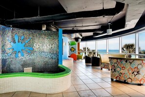 Condo, Plusieurs lits (Splash 206E) | Hall