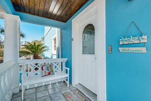 House, Multiple Beds (Blue Pelican) | Property grounds