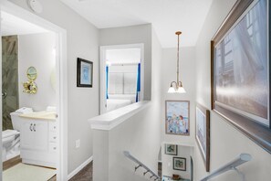 Maison mitoyenne, plusieurs lits (Portside K5) | Salle de bain