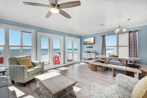 Living area - Crystal Breeze (Destin)