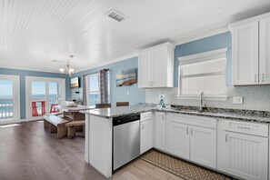 House, Multiple Beds (Crystal Breeze) | Private kitchen | Oven, toaster - Crystal Breeze (Destin)