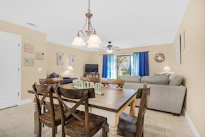 Interior - Gulf Highlands 220 (Panama City Beach)