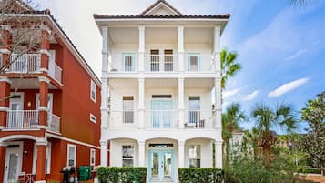 Hus, flere senger (Changes in Latitude VCB) | Eksteriør