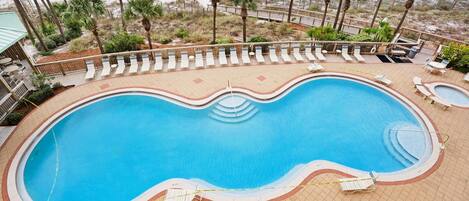 Apartment, Mehrere Betten (Hidden Dunes 405) | Pool