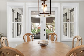 House, Multiple Beds (Moonlight Cottage) | Dining