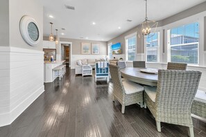 Living area - Bluegrass by the Sea (Santa Rosa Beach)