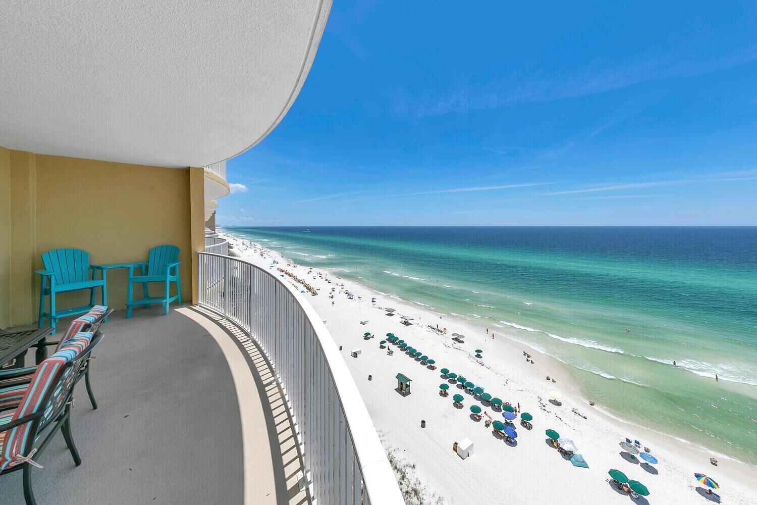 公寓客房, 多張床 (Emerald Isle 1201) | 海灘 | 位於海灘上