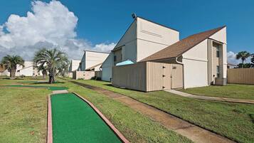 Townhome, Multiple Beds (Horizon South 51B) | Property grounds