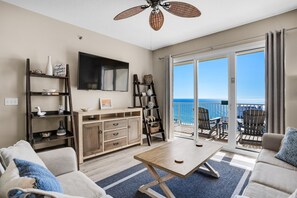 Leilighet, flere senger (Ariel Dunes I 2303) | Oppholdsområde | TV