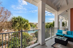 Condo, 1 King Bed (Market Street Inn 541) | Property grounds - Market Street Inn 541 (Miramar Beach)