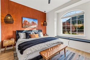 5 bedrooms, desk, iron/ironing board, travel cot