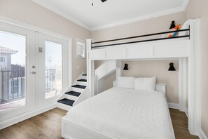 Casa, varias camas (Bella Costa 160- Sandy Feet Retreat) | 4 habitaciones y wifi 