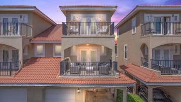 House, Multiple Beds (Bella Costa 160- Sandy Feet Retreat) | Exterior