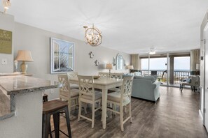 Condo, 1 King Bed with Sofa bed (Magnolia House #510- Gone Gulfin') | Dining
