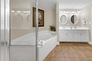 Condo, Multiple Beds (Majestic Beach Towers 1-407) | Bathroom | Towels, soap, toilet paper
