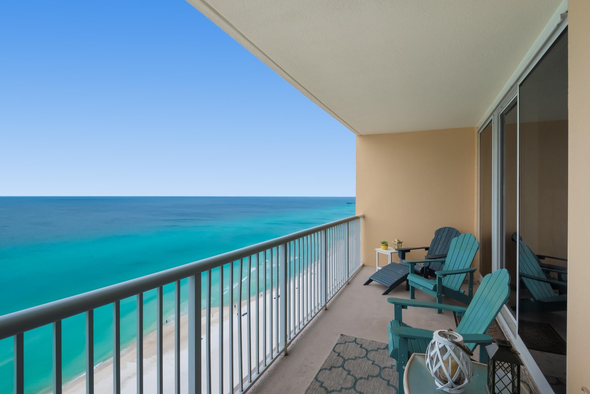 Apartamento, varias camas (Majestic Beach Towers 1-1804) | Jardines del alojamiento