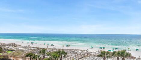 Appart'hôtel, 1 très grand lit et 1 canapé-lit (Mainsail 234) | Plage