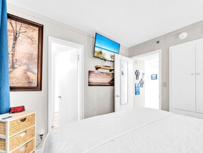 Condo, 1 cama King size y sofá cama (Sunbird 402W) | 1 habitación y wifi 