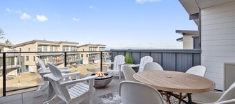 Ocean Peak Retreat at Saratoga Beach - Comox Valley's newest beachfront resort!