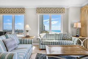 Condo, Multiple Beds (Grandview East 301) | Living area