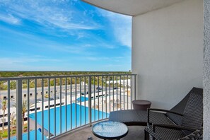 Condo, varias camas (Palms Resort #2801 Jr 2BR) | Áreas de la propiedad