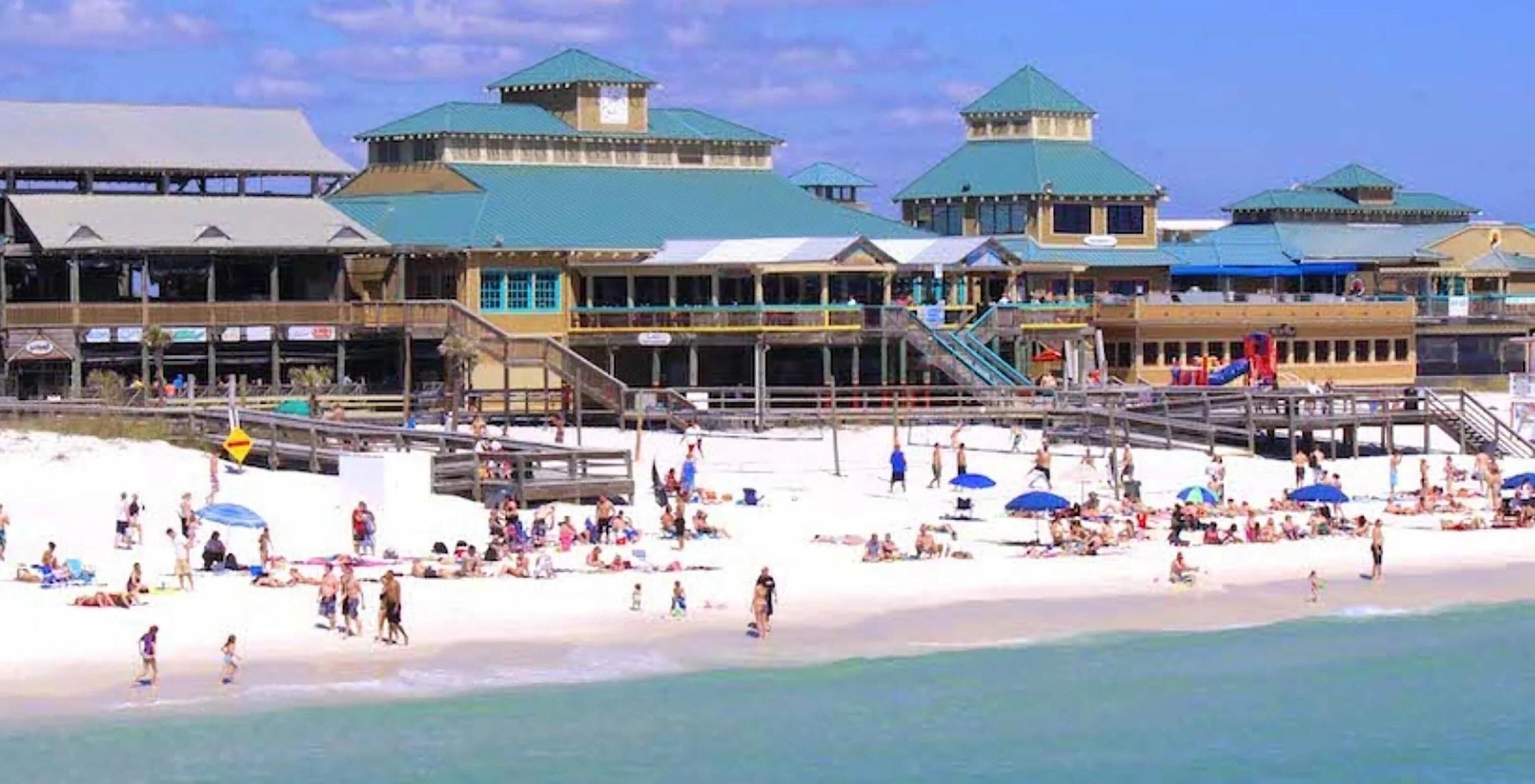 公寓式客房, 多张床 (Emerald Isle 302) | 海滩 | 在海滩