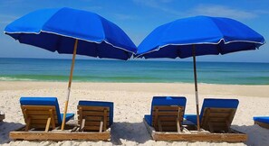 Studio, 1 Queen Bed with Sofa bed (Top of the Gulf 811) | Beach