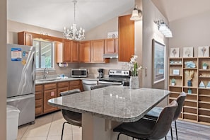 Condo, Multiple Beds (Chateau La Mer II #904) | Private kitchen