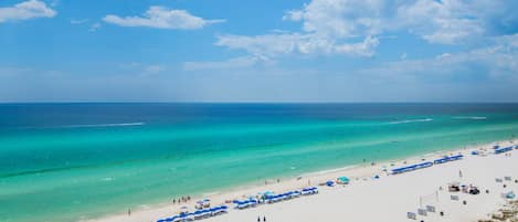 Appart'hôtel, plusieurs lits (Long Beach Resort 1-904) | Plage