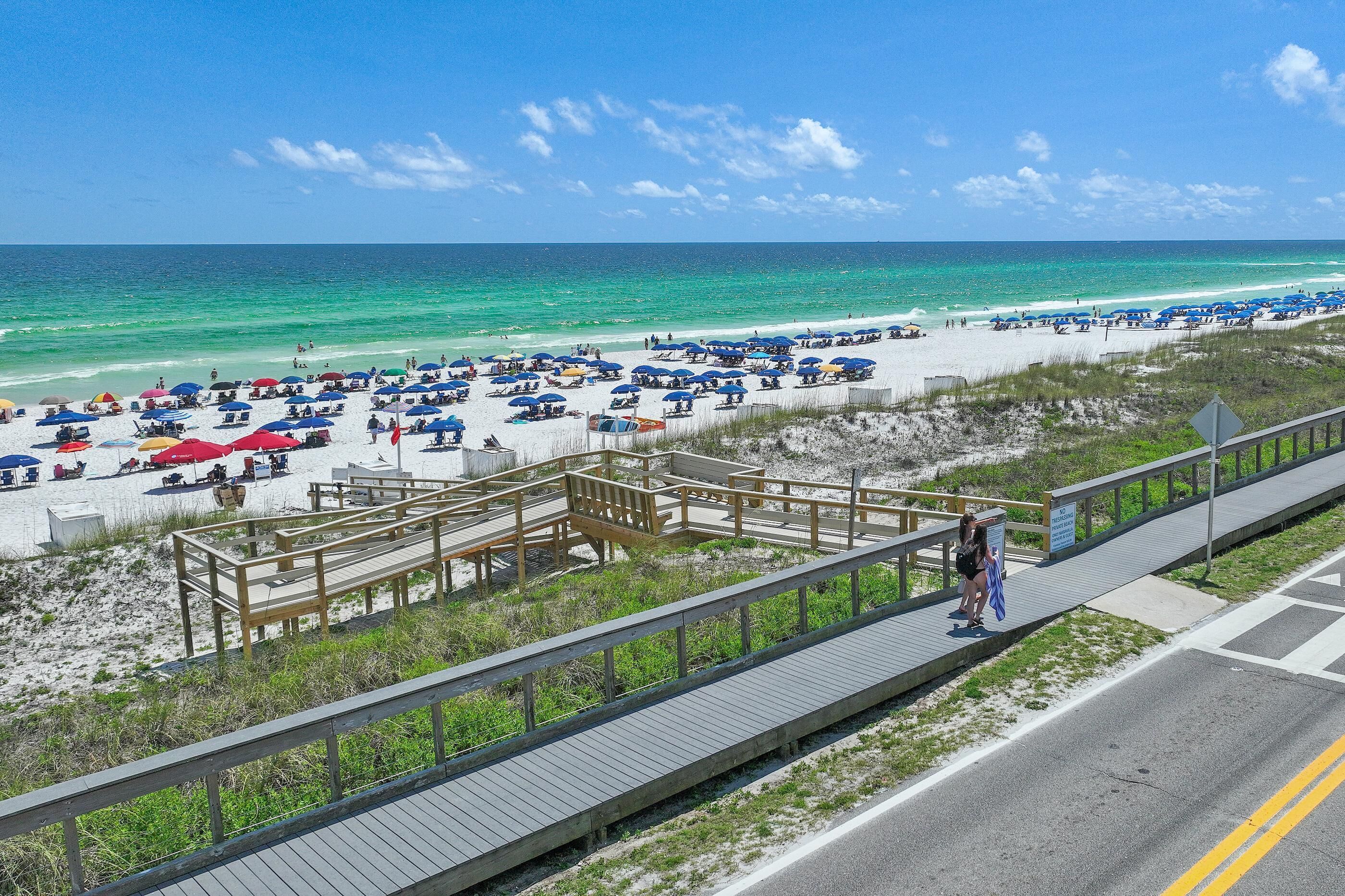 House, Multiple Beds (SEA Ya on the Turnaround) | Beach