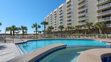 Condo, 1 cama Queen size y sofá cama (Mainsail 227) | Alberca | Alberca al aire libre y alberca climatizada