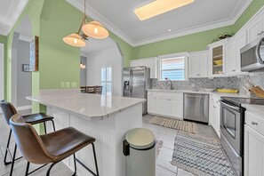 House, Multiple Beds (Drift Away) | Private kitchen | Oven, toaster, cookware/dishes/utensils - Drift Away (Santa Rosa Beach)