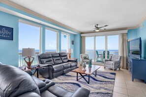 Living area - Seychelles 1601 (Panama City Beach)