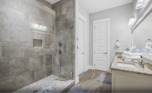 House, Multiple Beds (Barefoot Blessing) | Bathroom | Towels, soap, toilet paper