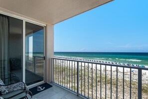 Condo, 1 King Bed with Sofa bed (Island Princess 414) | Property grounds