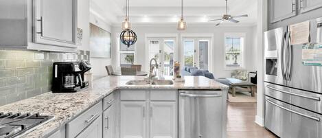 Townhome, Multiple Beds (Town of Prominence 80C- The Wright Pl) | Private kitchen | Oven, toaster