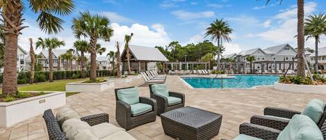 House, Multiple Beds (Town of Prominence 80C- The Wright Pl) | Pool