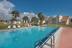 Pool - Horizon South 32A (Panama City Beach)