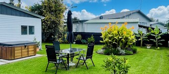 Private Spa Retreat | Pet-Friendly Whitianga Stay