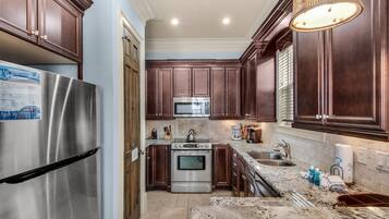 House, Multiple Beds (Bikini Villa) | Private kitchen | Oven, toaster