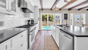 House, Multiple Beds (Casa Blanca) | Private kitchen | Oven, toaster - Casa Blanca (Destin)