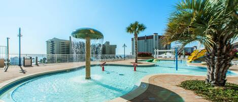 Appart'hôtel, plusieurs lits (Laketown Wharf 607) | Piscine