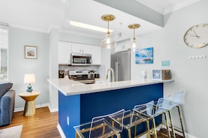 Private kitchen - Destin West Bayside Pelican #308 (Fort Walton Beach)