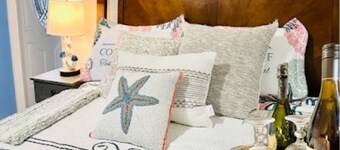 Classy Elegance Serene 2PL Retreat Palm Springs FL 
