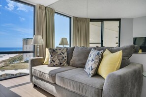 Living area - Sundestin 1415 (Destin)
