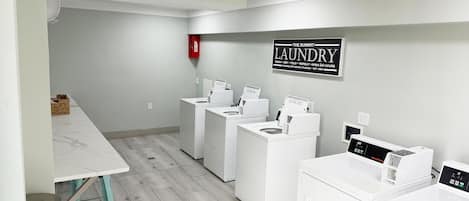 Apartamento, 1 cama de matrimonio grande con sofá cama (The Summit 818) | Interior