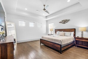 ハウス ベッド (複数台) (Washed Ashore) | 4 室のベッドルーム、WiFi